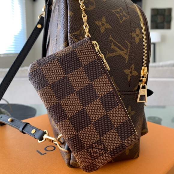 Louis Vuitton Accessories - Sold. Louis Vuitton Key Pouch damier ebene